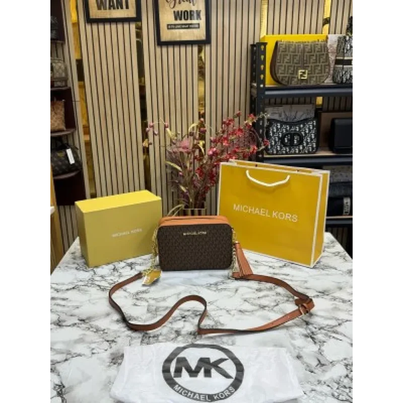 Michael Kors Handbag For Women (BOT1016)