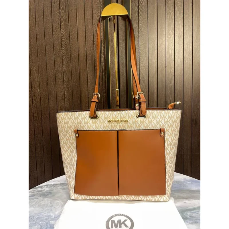 Stylish Michael Kors Tote Bag For Women (CSO1524)