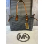 Stylish Michael Kors Voyager Tote Bag Jet Set Print With Dust Bag For Women (FT610)