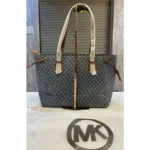 Stylish Michael Kors Voyager Tote Bag Jet Set Print With Dust Bag For Women (FT610)