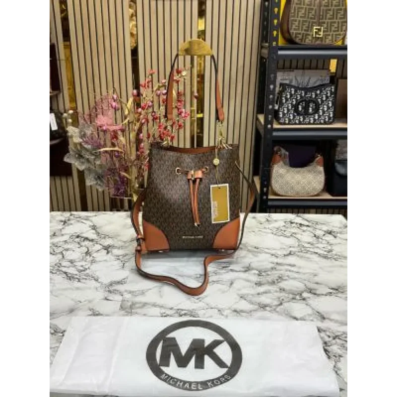 Michael Kors Handbag For Women (BOT1022)