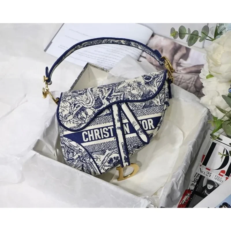 Stylish Dior Saddle Bag With Og Box & Duct Bag For Women (FT613)