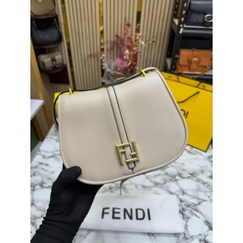 Fendi Handbag For Women (SW1114)