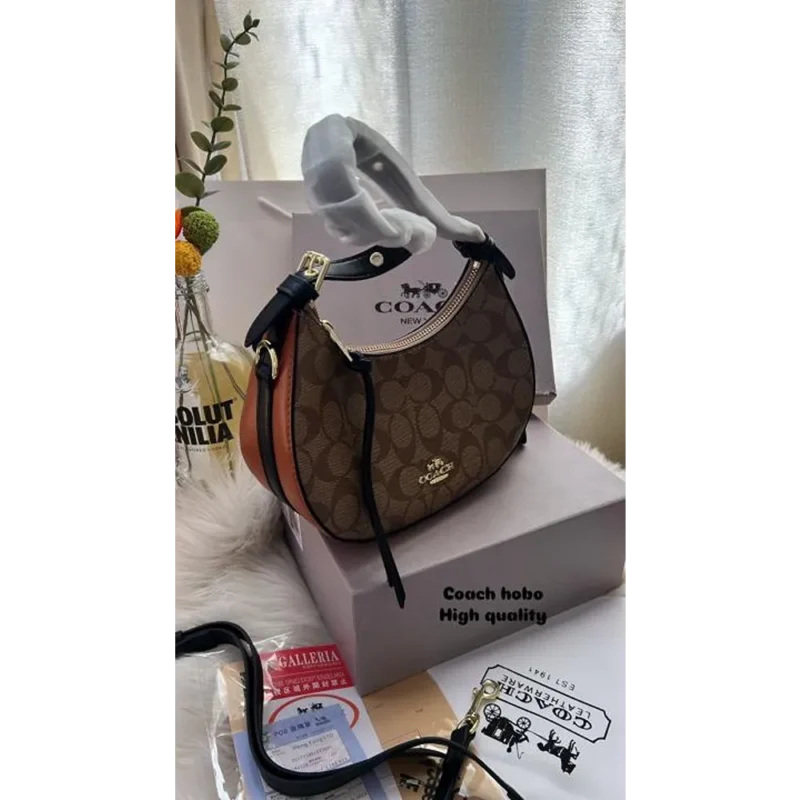 Coach Handbag For Women (BOT803)