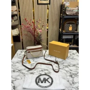 Trendy Michael Kors Camera Crossbody Bag With Og Box For Women (CSO1457)