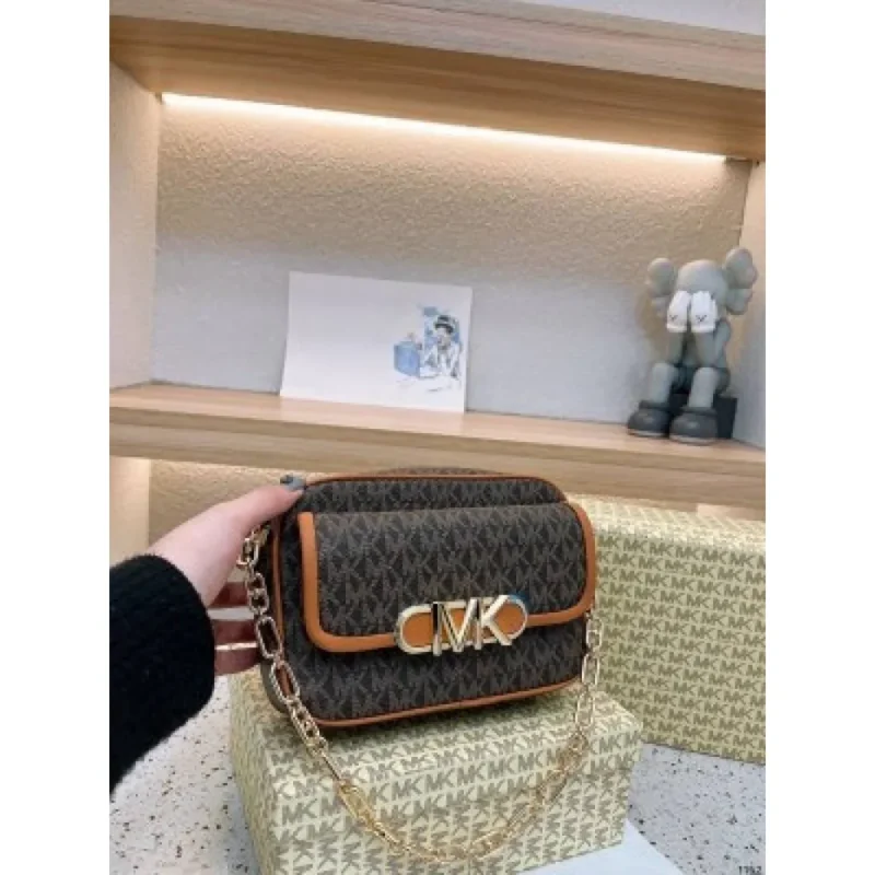 Trendy Michael Kors Parker Camera Bag With Og Box & Dust Bag For Women (CSO1460)