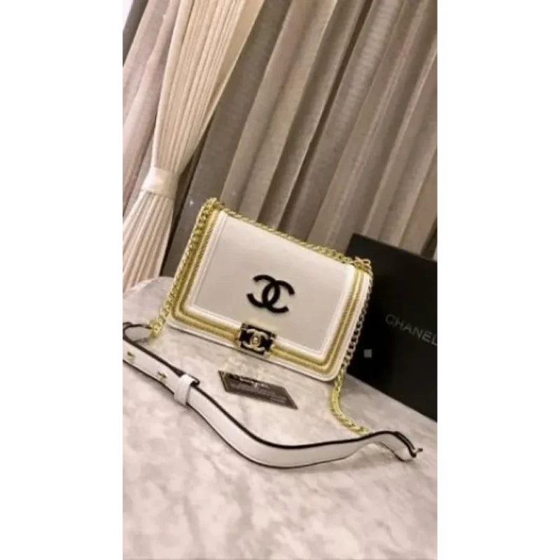 Stylish Chanel Handbag For Women (SW2177)