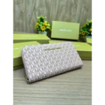 Stylish Michael Kors Wallet For Women (CSO1026)