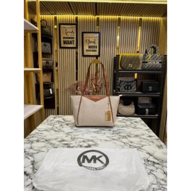 Stylish Michael Kors Bag With Dust Bag For Women (FT1550)