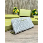 Stylish Michael Kors Wallet For Women (CSO1029)