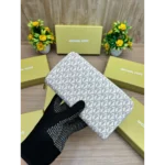 Stylish Michael Kors Wallet For Women (CSO1029)