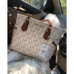 Michael Kors Handbag For Women (CSO1399)