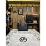 Michael Kors Handbag For Women (SUP1233)