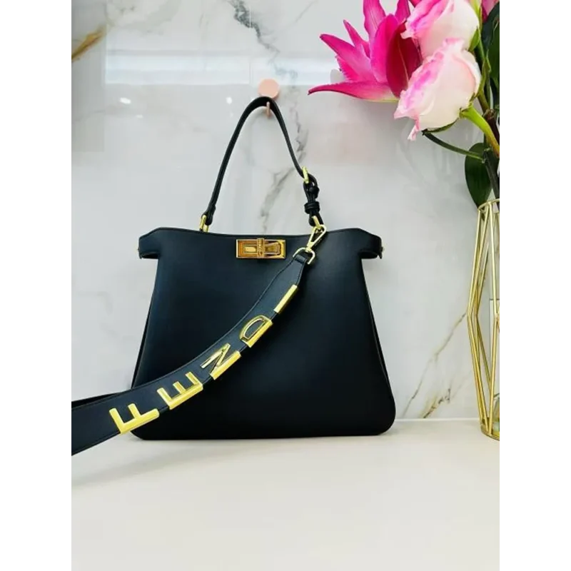 Fendi Handbag For Women (BOT906)