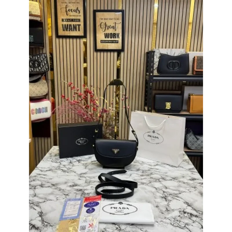 Prada Handbag For Women (FT232)