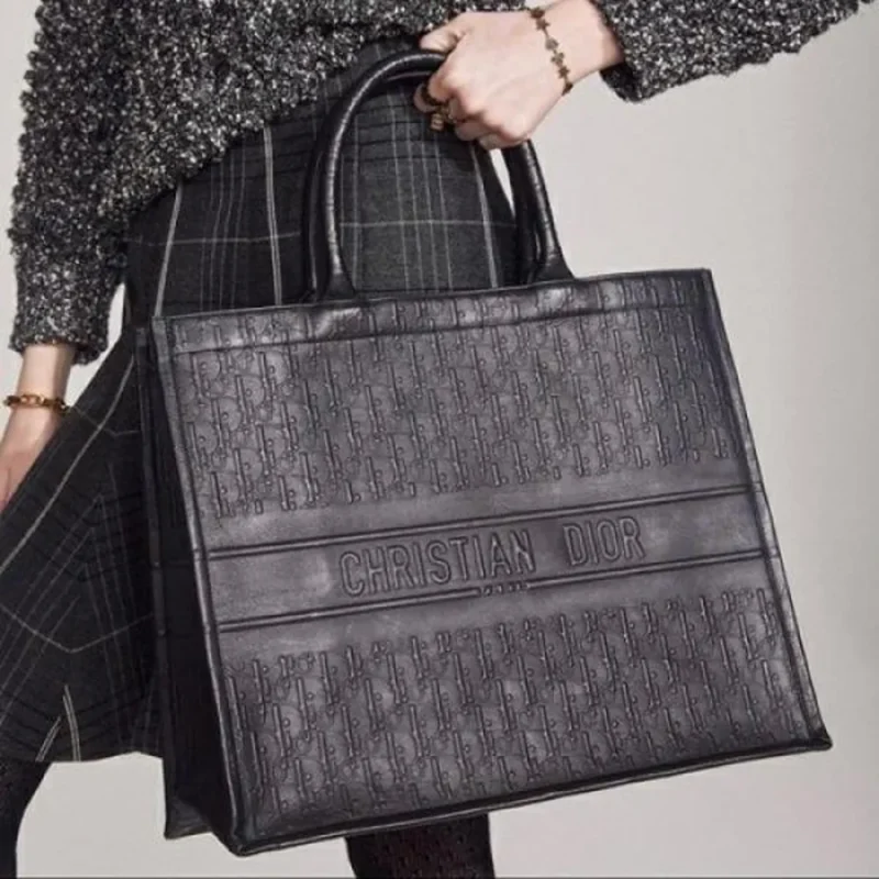 Christian Dior Handbag For Women (SUP1238)