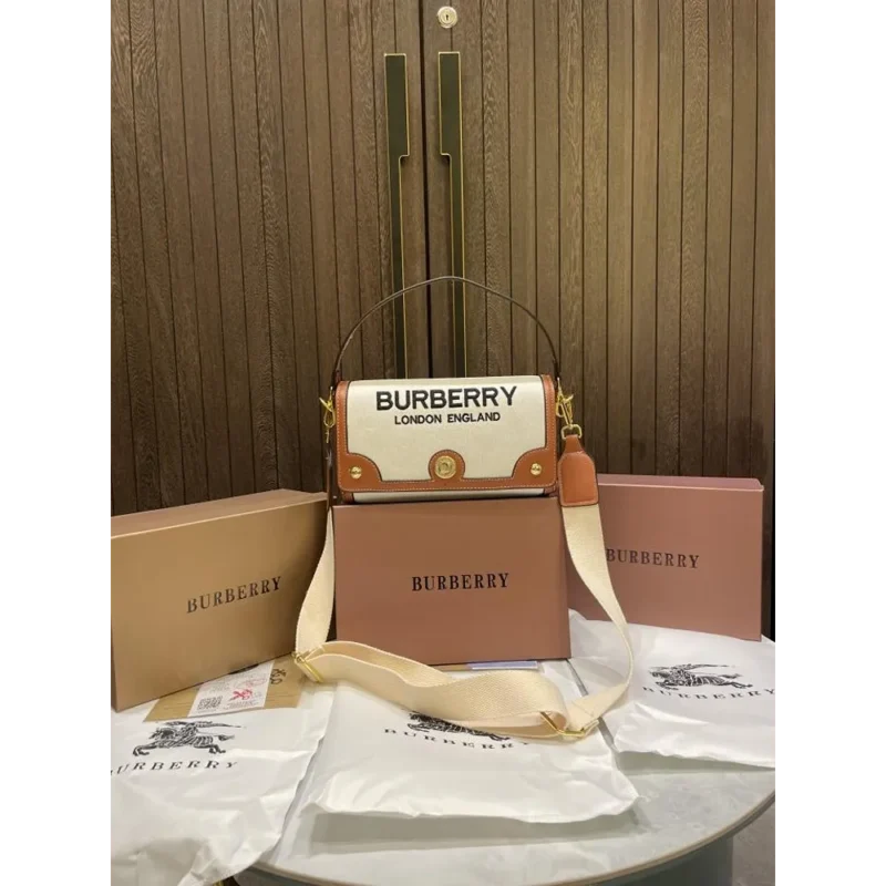 Burberry Handbag For Women (BOT1067)