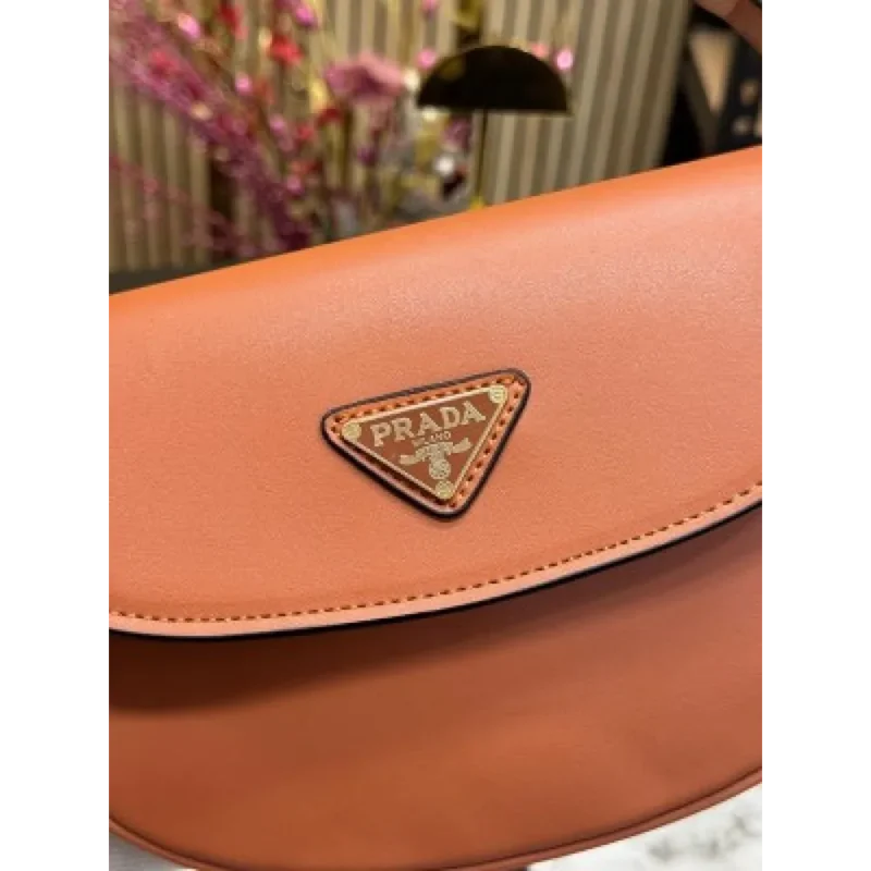 Prada Handbag For Women (FT233)