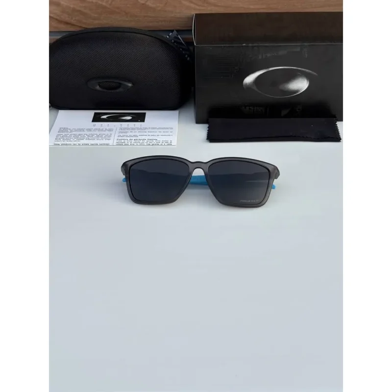 Stylish Oakley Sunglasses Grey Black (CSO1744)