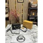 Stylish Michael Kors Handbag For Women (SW2195)
