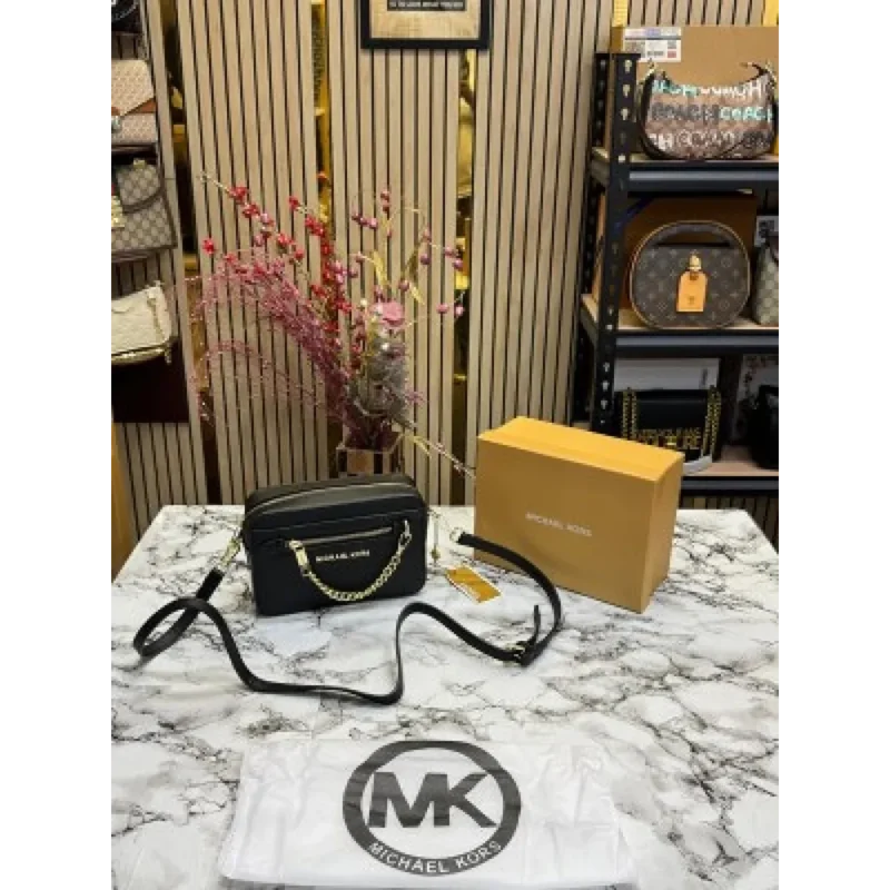 Stylish Michael Kors Handbag For Women (SW2195)