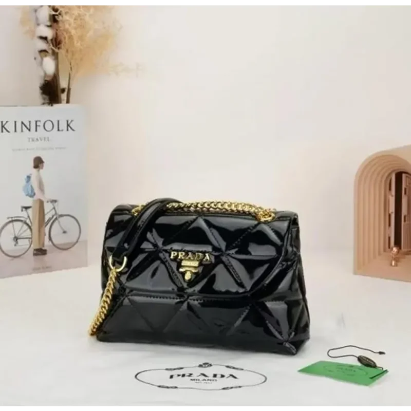 Prada Handbag For Women (BOT1177)