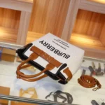 Trendy Burberry Handbag For Women (SW5377)