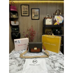 Premium Michael Kors Handbag For Women (CSO1523)
