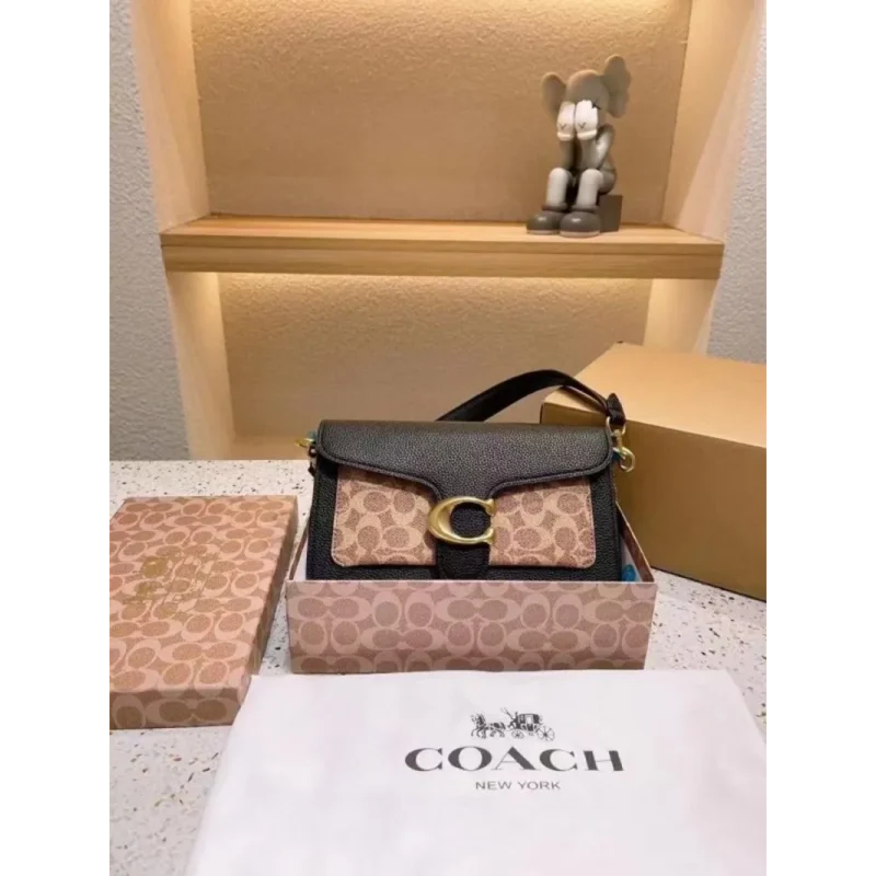 Classy Coach Handbag For Women (J959)