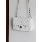 Classy Chanel Handbag For Women (J1049)
