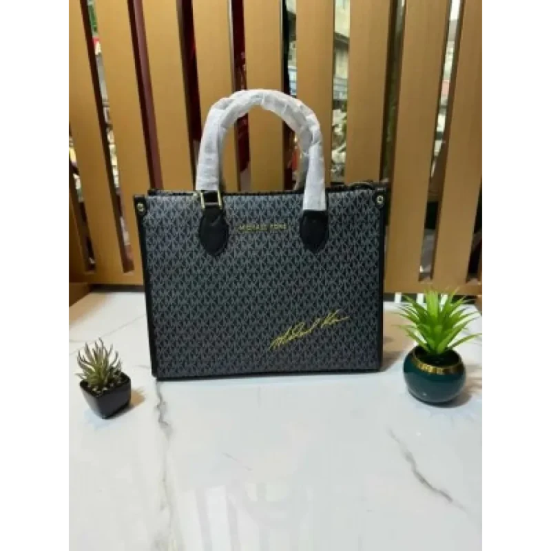 Classy Michael Kors Handbag For Women (J934)