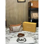 Classy Michael Kors Handbag For Women (J1030)