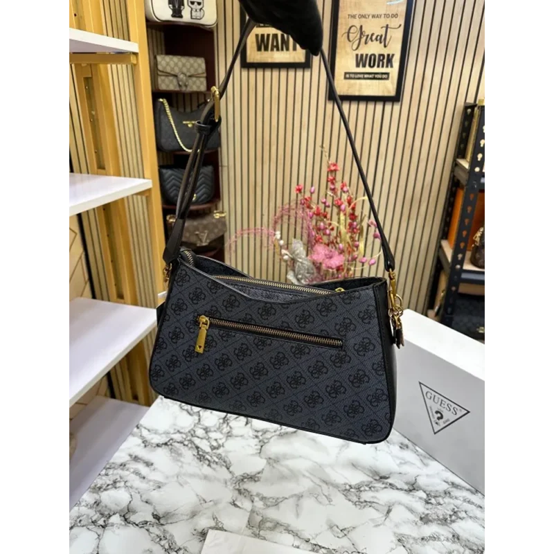 Trendy Guess Handbag For Women (ADS23)