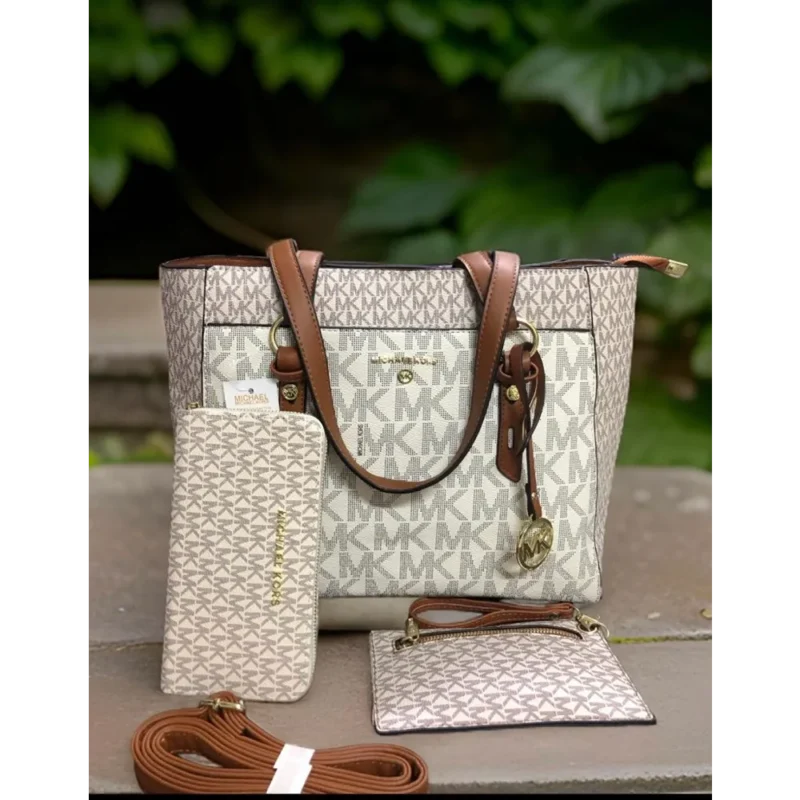 Classy Michael Kors Handbag For Women (J971)