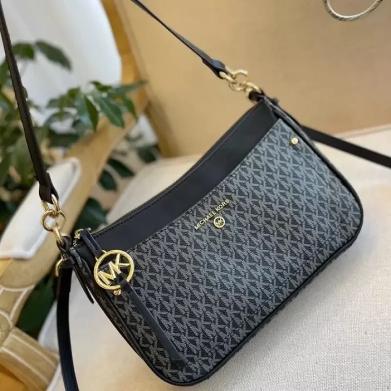 Classy Michael Kors Handbag For Women (J1064)