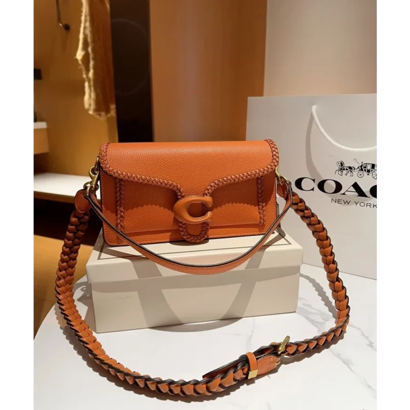 Classy Coach Handbag For Women (J976)