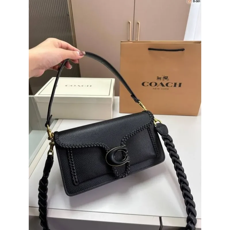 Classy Coach Handbag For Women (J977)