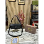 Classy Coach Handbag For Women (J1070)