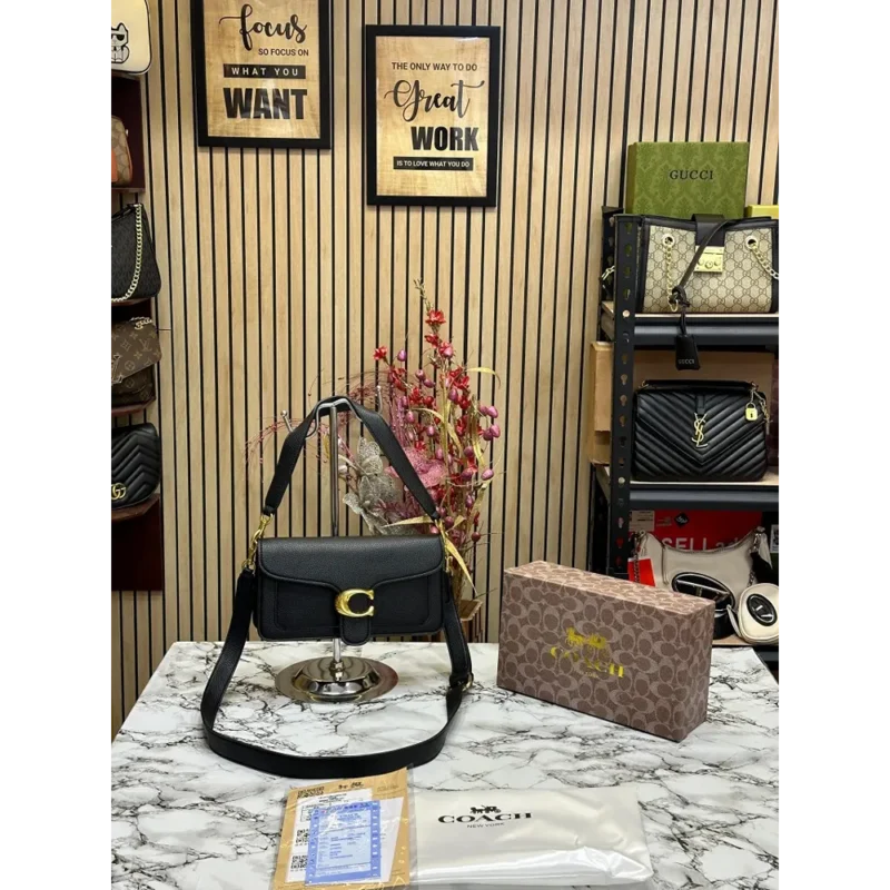 Classy Coach Handbag For Women (J1071)