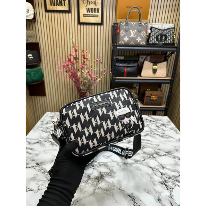 Trendy Karl Lagerfeld Handbag For Women (ADS32)