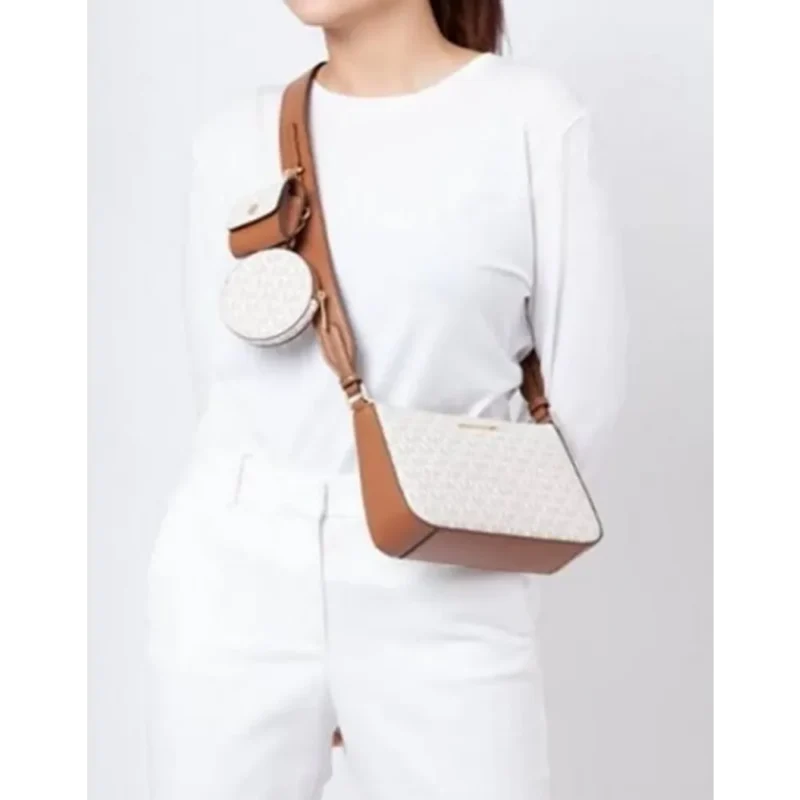 Trendy Michael Kors Handbag For Women (ADS40)
