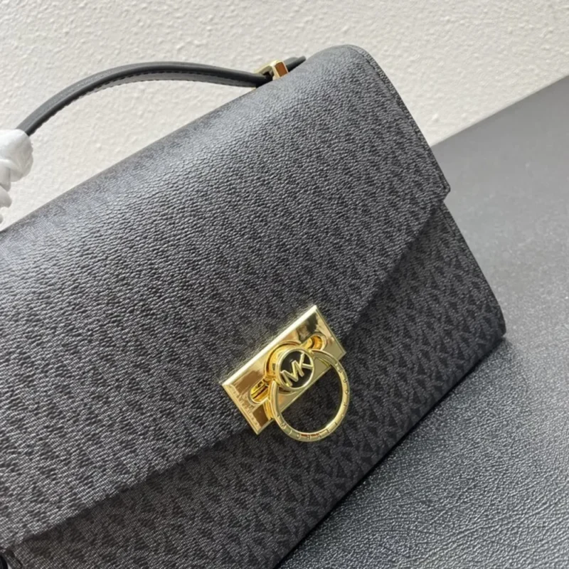 Classy Michael Kors Handbag For Women (J996)
