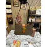 Trendy Coach Handbag For Women (SW5361)