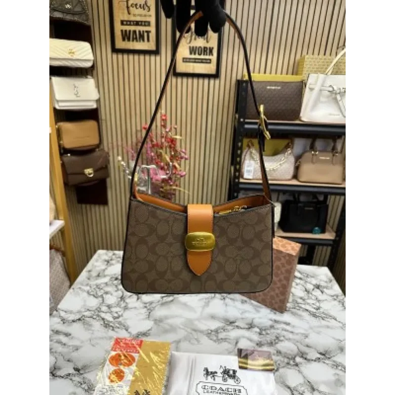p-83-17-32-15-537079.webp Trendy Coach Handbag For Women (SW5361)