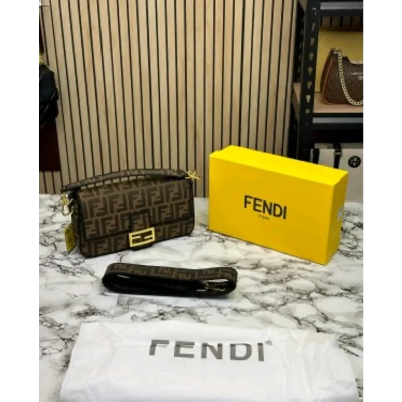 Classy Fendi Handbag For Women (J1104)