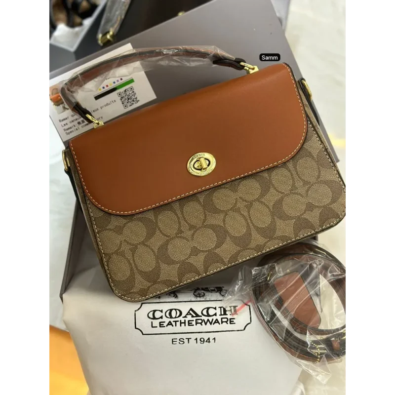Premium Coach Handbag For Women (UPS425)