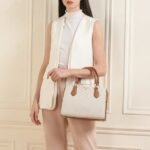 Trendy Michael Kors Handbag For Women (SFS1301)