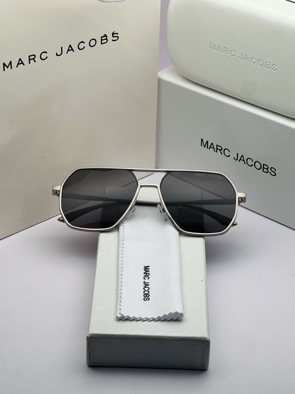 p-photo-2024-09-30-11-27-53-12-18-22-678434.jpg Premium Marc Jacobs Sunglasses (AKI96)