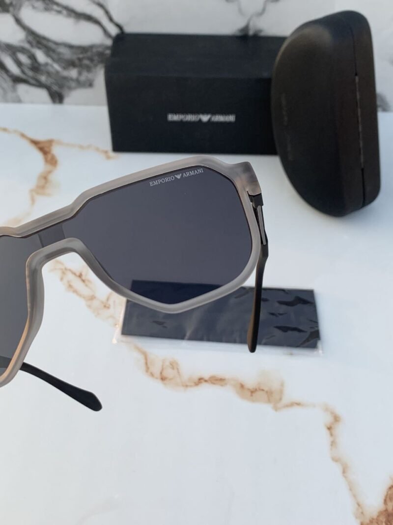 p-photo-2024-09-30-11-28-33-12-30-57-057454.jpg Premium Emporio Armani Sunglasses (AKI106)