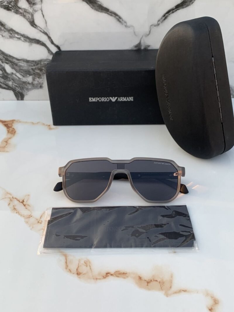 p-photo-2024-09-30-11-28-34-12-30-57-837048.jpg Premium Emporio Armani Sunglasses (AKI106)